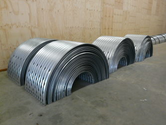 Halbrunde Blechkanäle